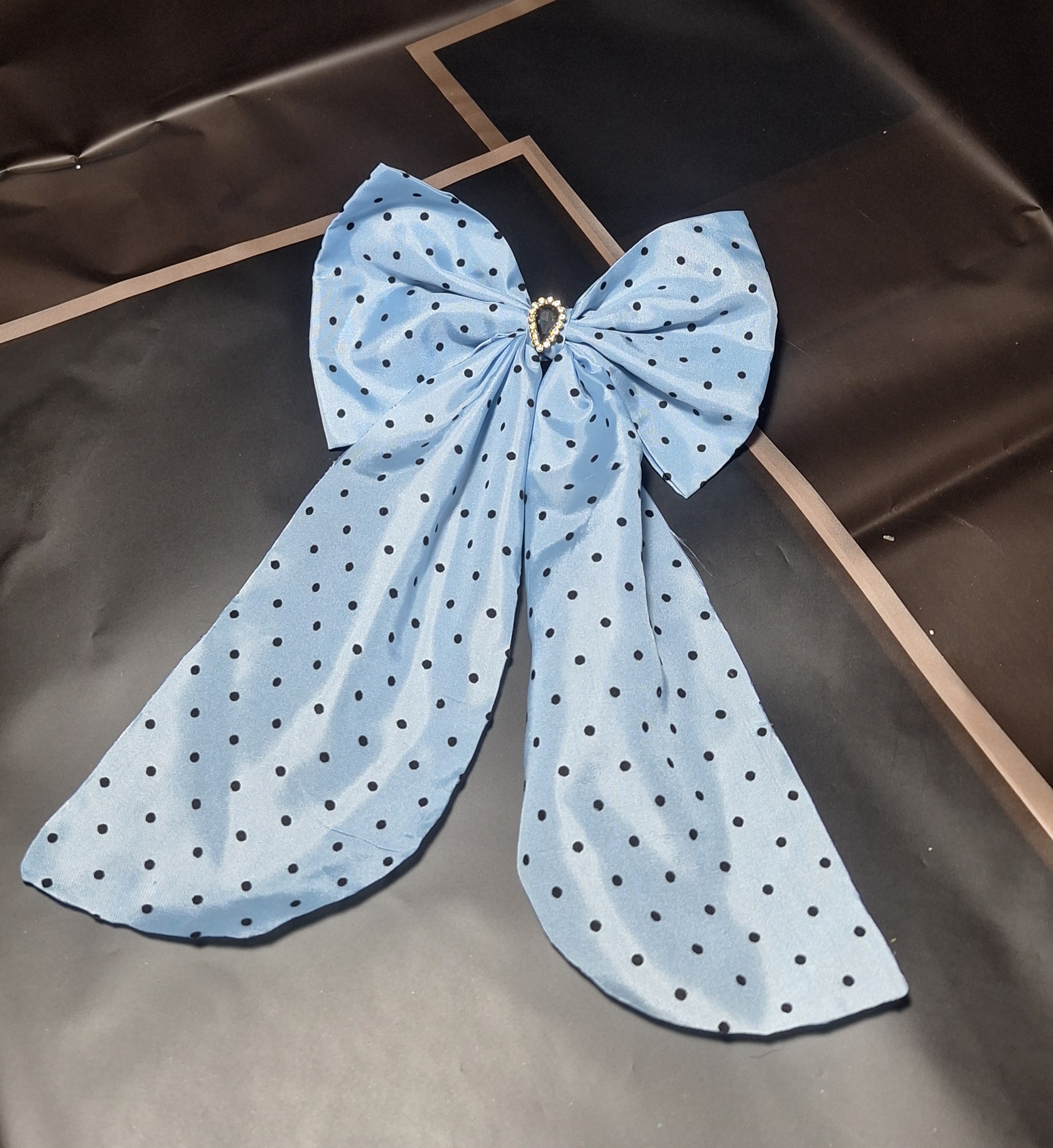 تصویر گیره فرانسوی پاپیونی آبشار - نگین دار 